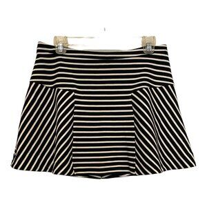 *NEW* Candie's Black & White Striped Mini Skirt Juniors Size 7 *NWT*